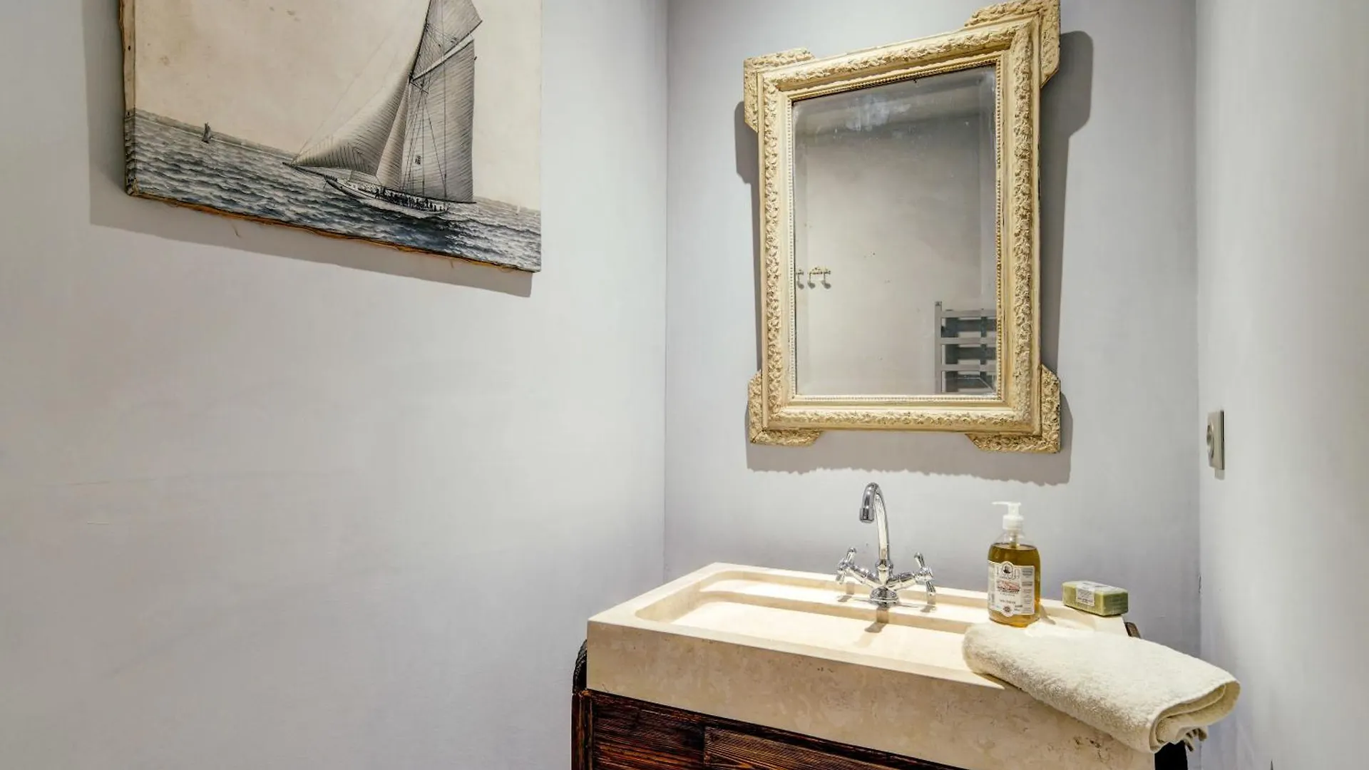 Apartment Charming Studio In The Heart Of Cannes France