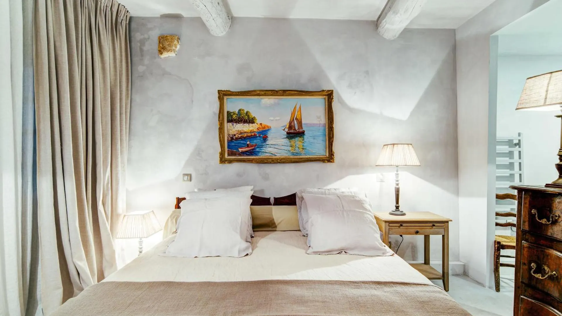 Apartment Charming Studio In The Heart Of Cannes